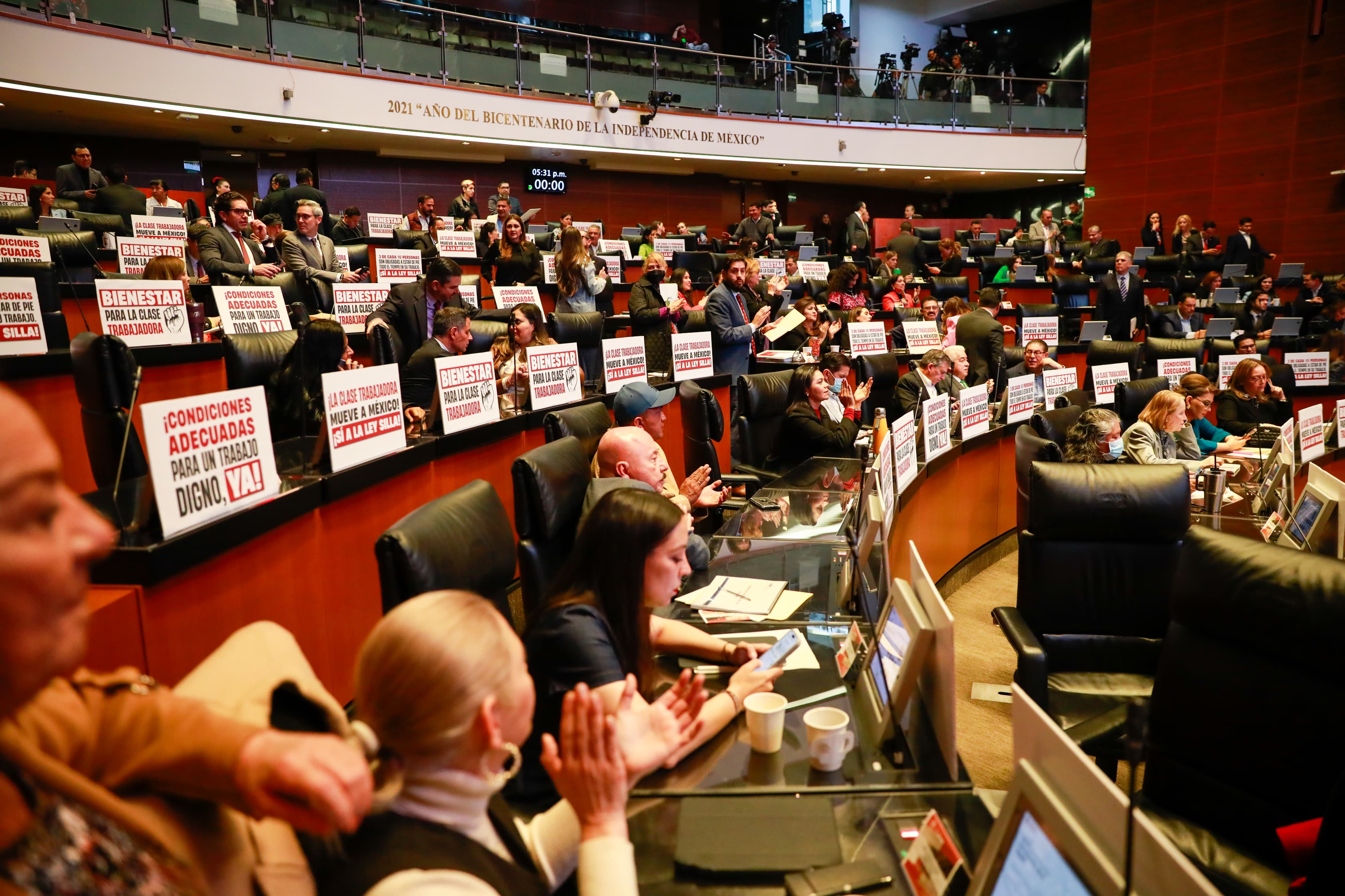 Senado aprueba por unanimidad la llamada “Ley Silla” - Grupo Parlamentario de Morena en el Senado de la República